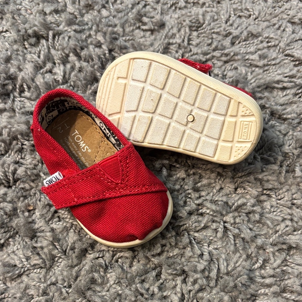 TOMS Baby Red Canvas Walkers